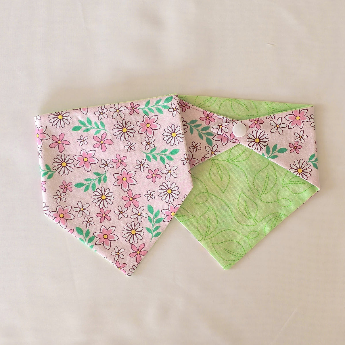 Minty Bloom Reversible Bandana
