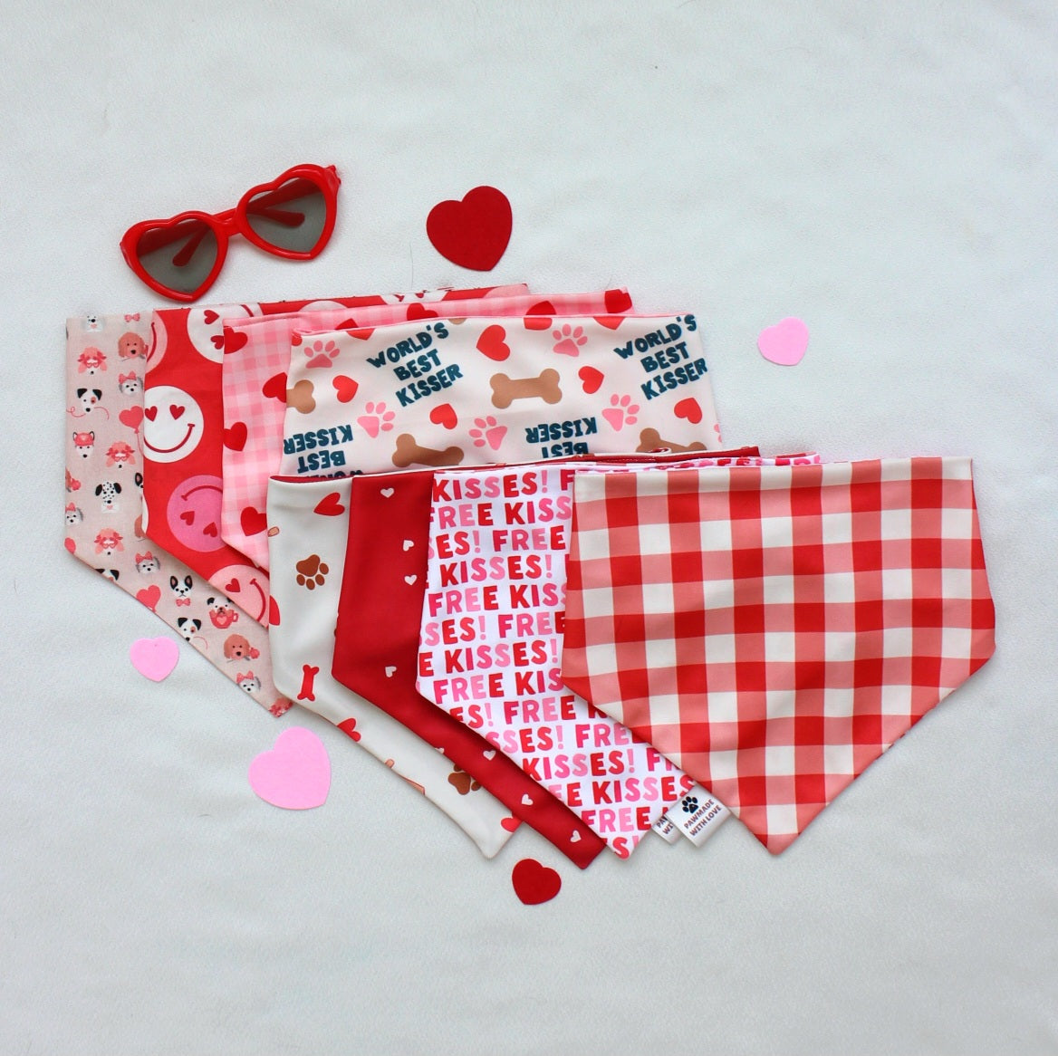 Bow-Wow Hearts & Paws Bandana